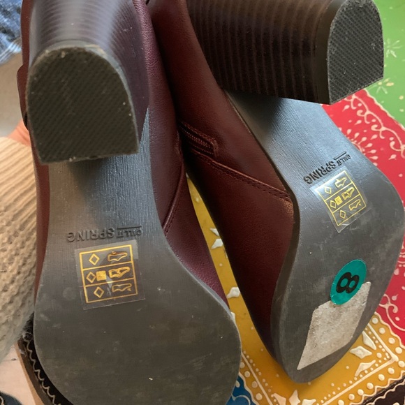 Call it Spring booties - Picture 3 of 3